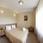 Oscar Hotel