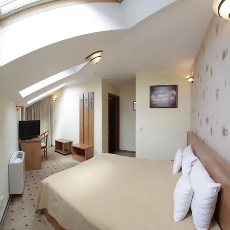 Oscar Hotel