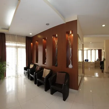 Oscar Hotel 3*